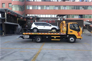 合肥汽车紧急补胎换胎救援