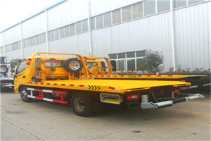 合肥附近拖车救援搭电